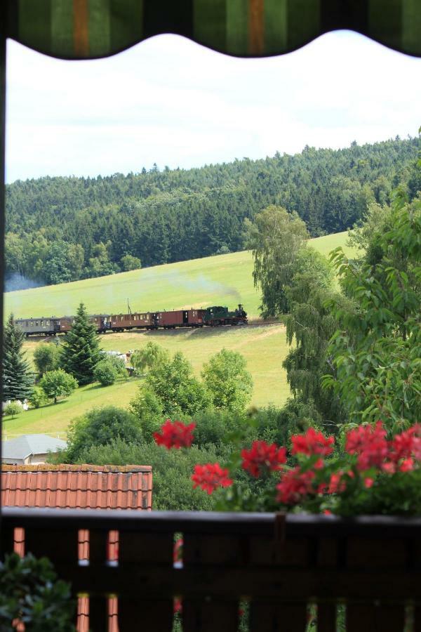 Ferienwohnung Bahnelblick Kurort Jonsdorf Exteriör bild